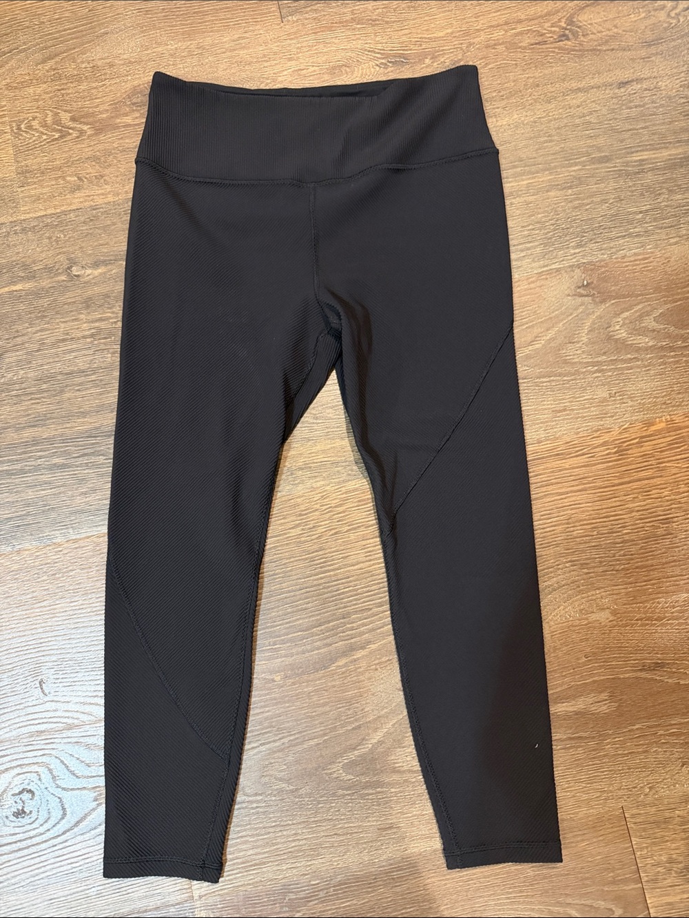 Athleta Black Women's 7/8  Active Leggings